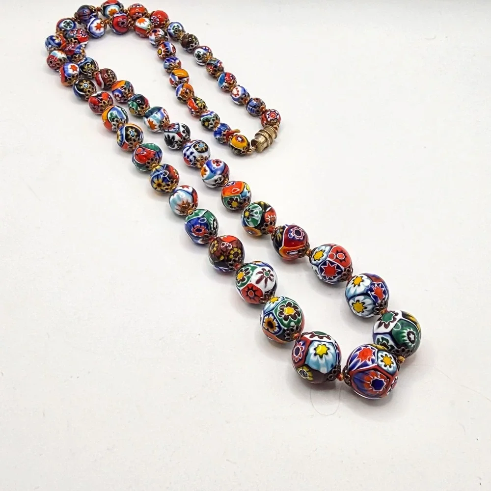 Italy Murano Millefiori Graduated Hand Knotted Beaded 28